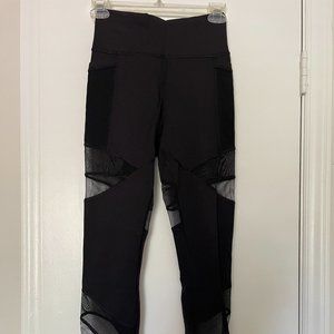 lululemon Forget the Sweat Tight *25", size 6